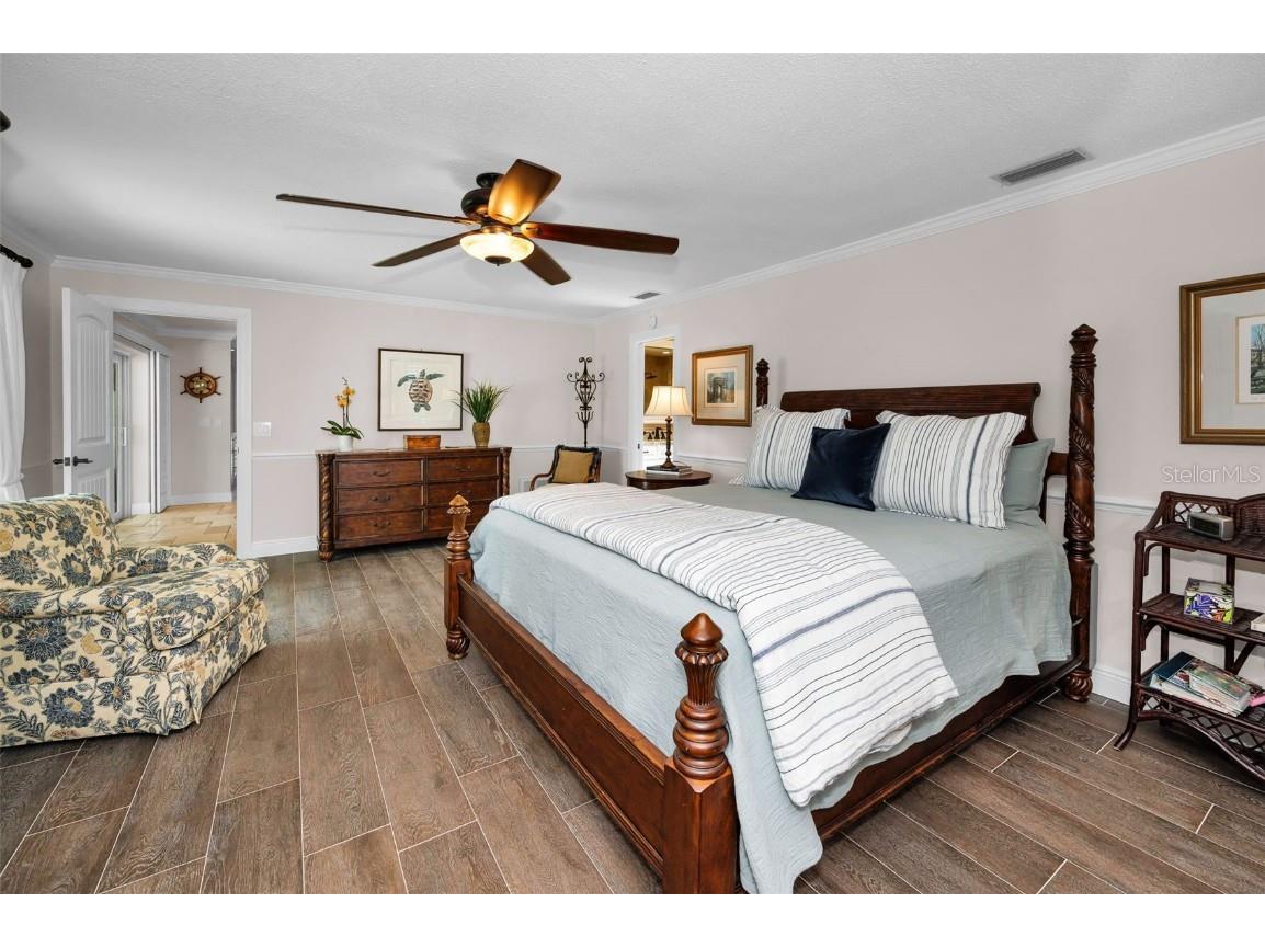 2057 Kansas Avenue NE Saint Petersburg FL 33703 - TAMPA BAY TB8414254 image21