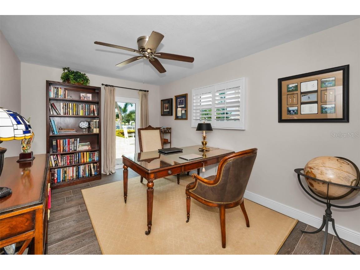 2057 Kansas Avenue NE Saint Petersburg FL 33703 - TAMPA BAY TB8414254 image36