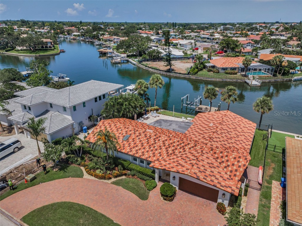 2057 Kansas Avenue NE Saint Petersburg FL 33703 - TAMPA BAY TB8414254 image4