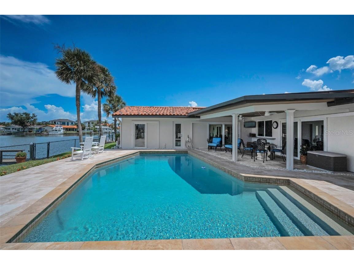 2057 Kansas Avenue NE Saint Petersburg FL 33703 - TAMPA BAY TB8414254 image45