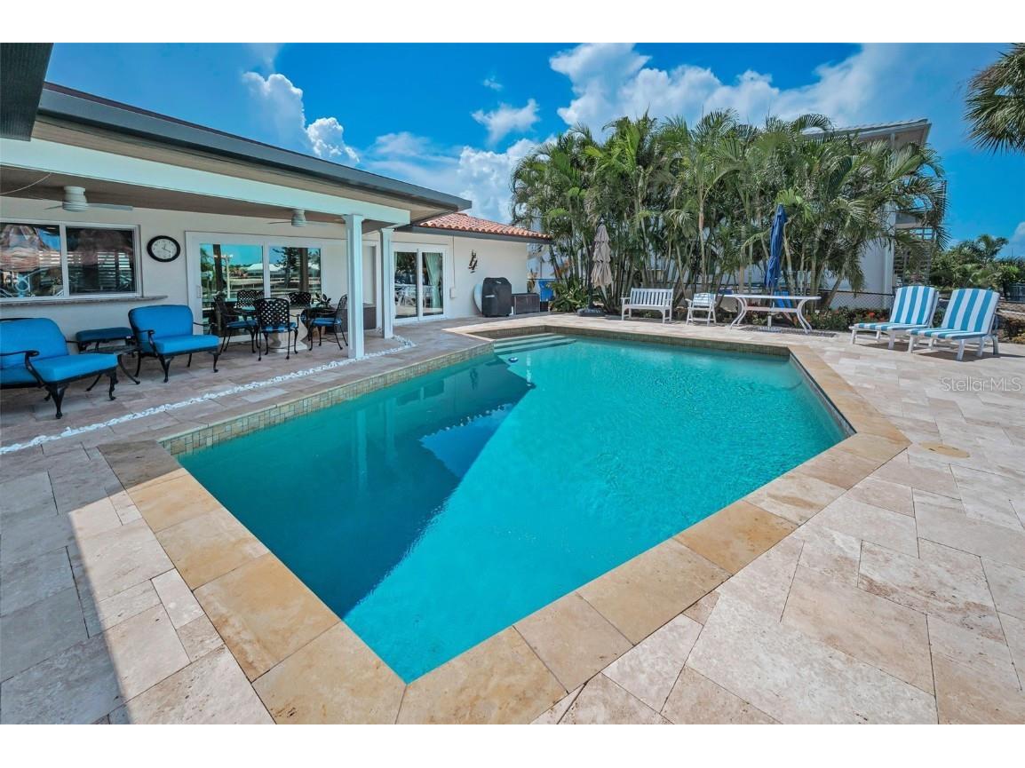 2057 Kansas Avenue NE Saint Petersburg FL 33703 - TAMPA BAY TB8414254 image47