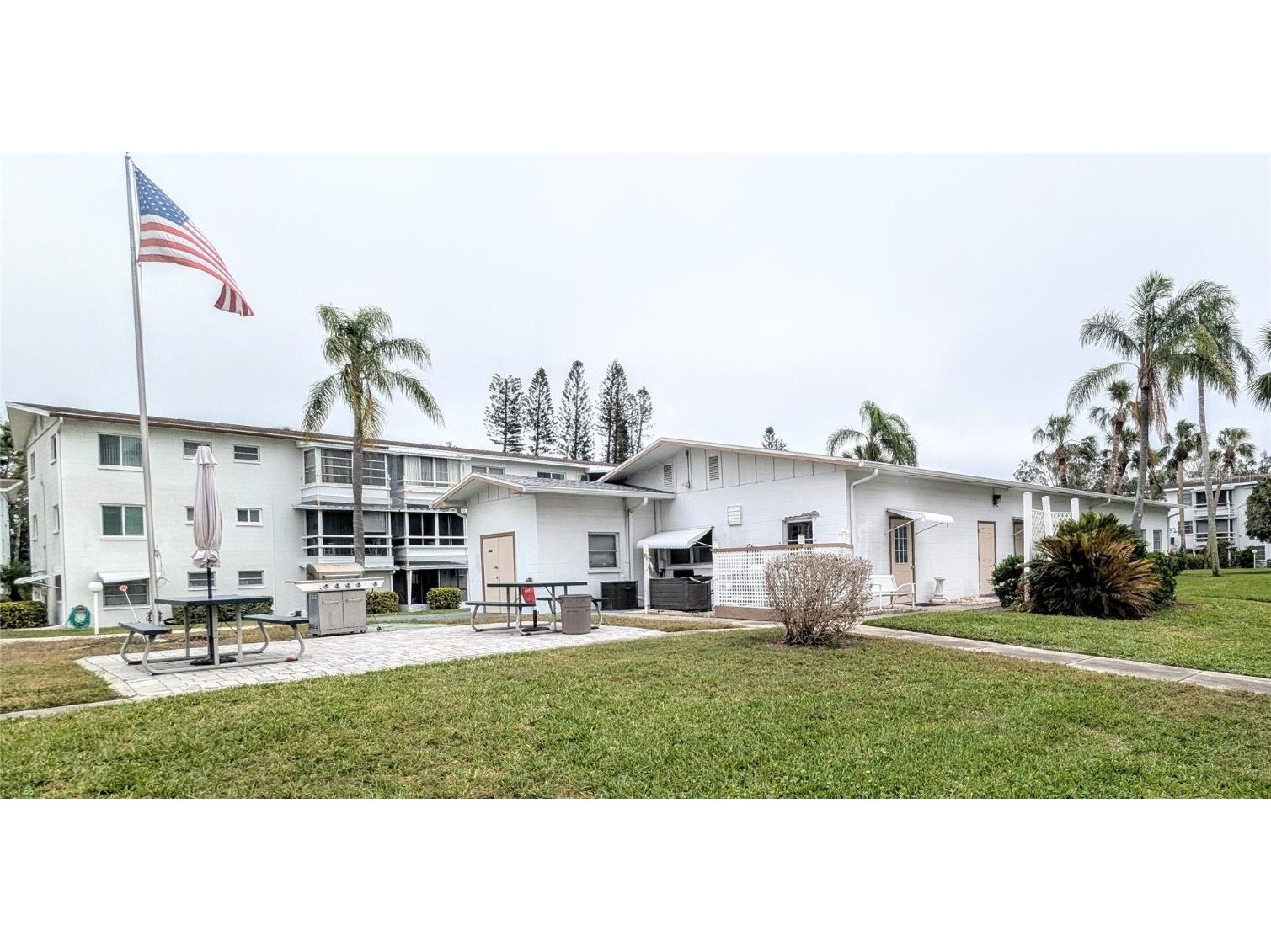 2057 Sunset Drive #G1 Bradenton FL 34207 A4641993 image34