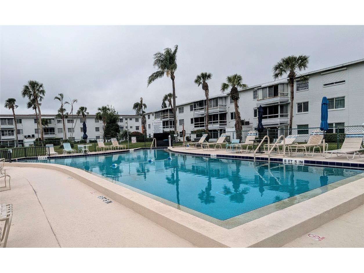 2057 Sunset Drive #G1 Bradenton FL 34207 A4641993 image36