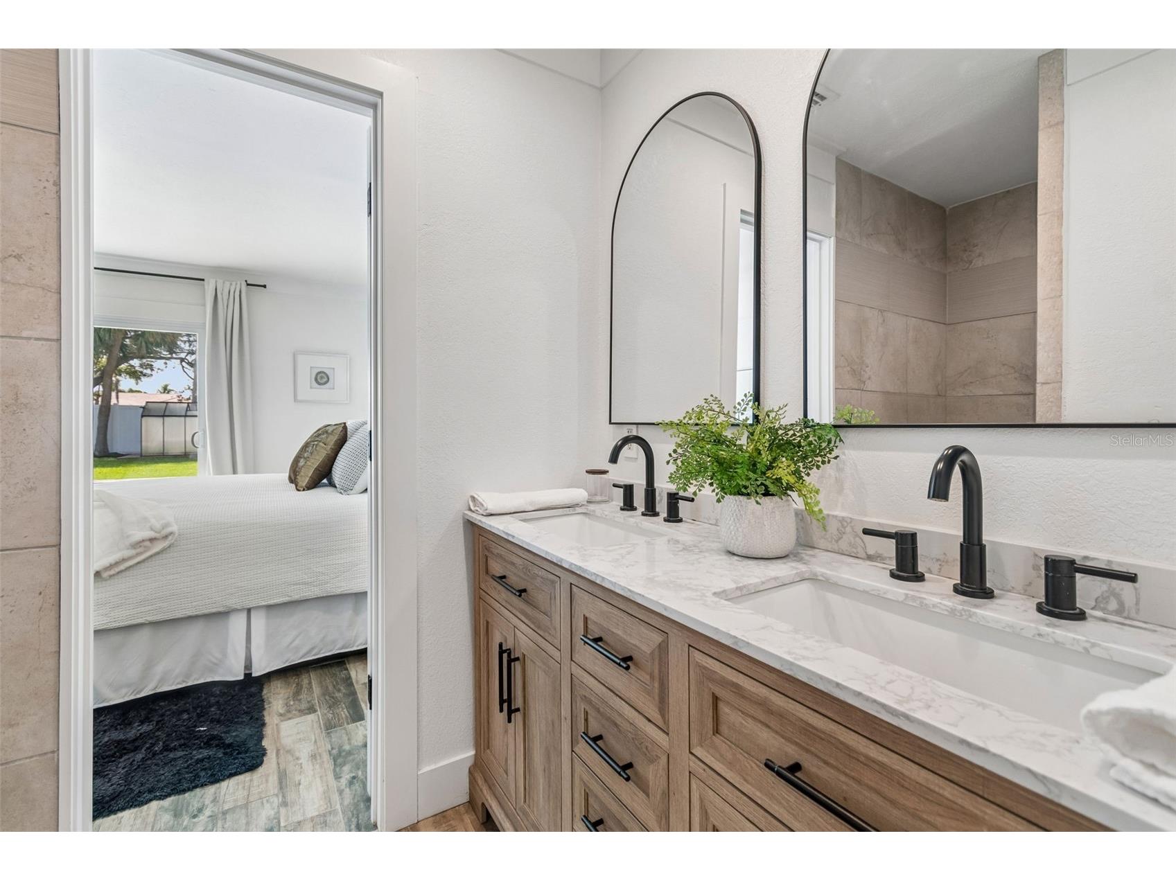2058 Bayou Grande Boulevard NE Saint Petersburg FL 33703 TB8527857 image15