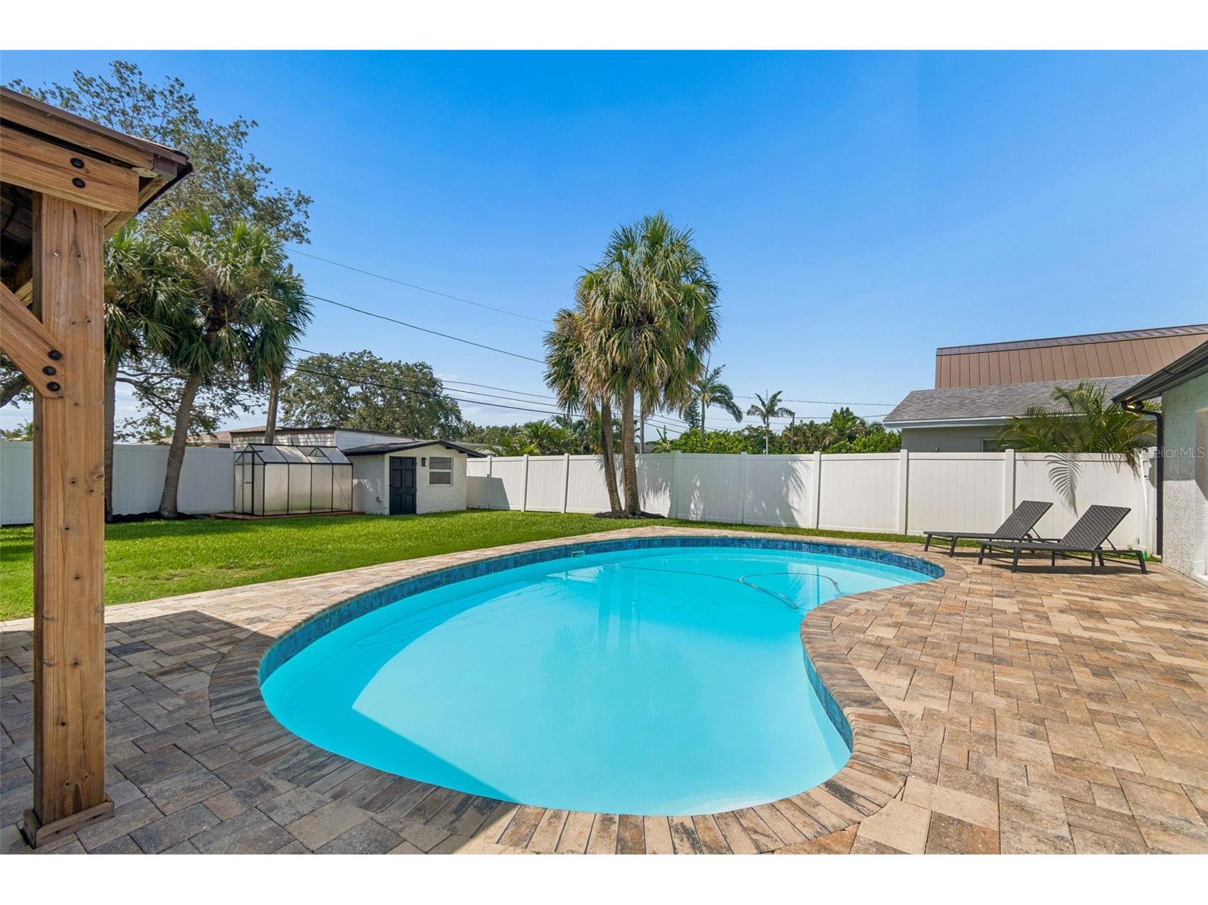 2058 Bayou Grande Boulevard NE Saint Petersburg FL 33703 TB8527857 image24