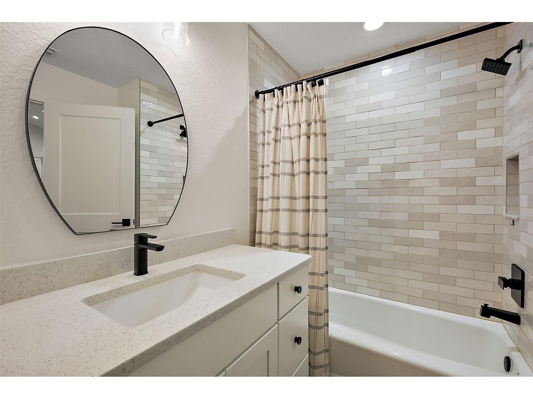2058 County Road 243f Wildwood FL 34785 OM726414 image36