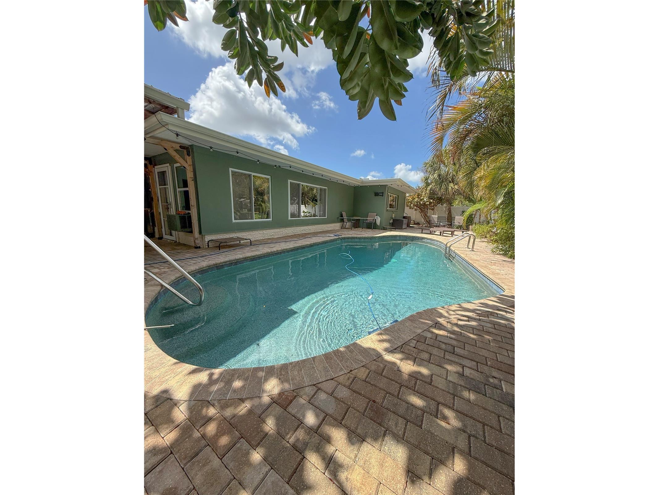 2058 Nursery Road Clearwater FL 33764 TB8484055 image15