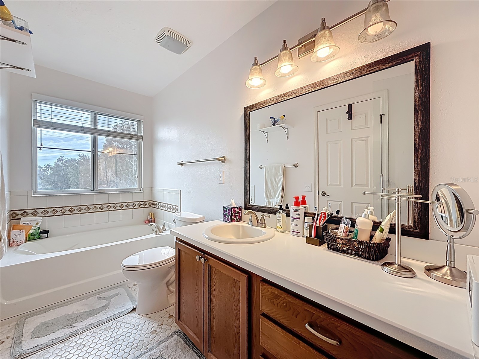 2058 Sun Down Drive Clearwater FL 33763 TB8458152 image32