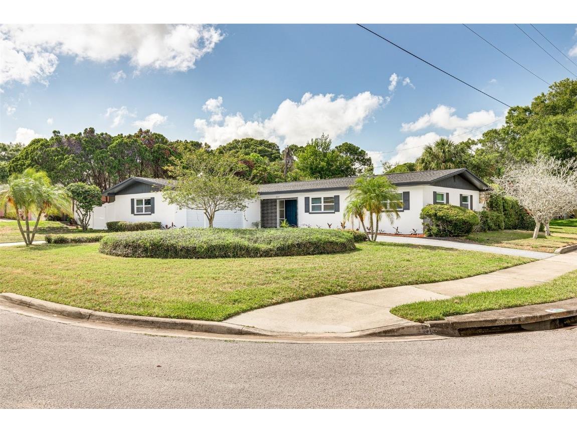 2059 Indian Avenue S Belleair Bluffs FL 33770 U8201183 image1