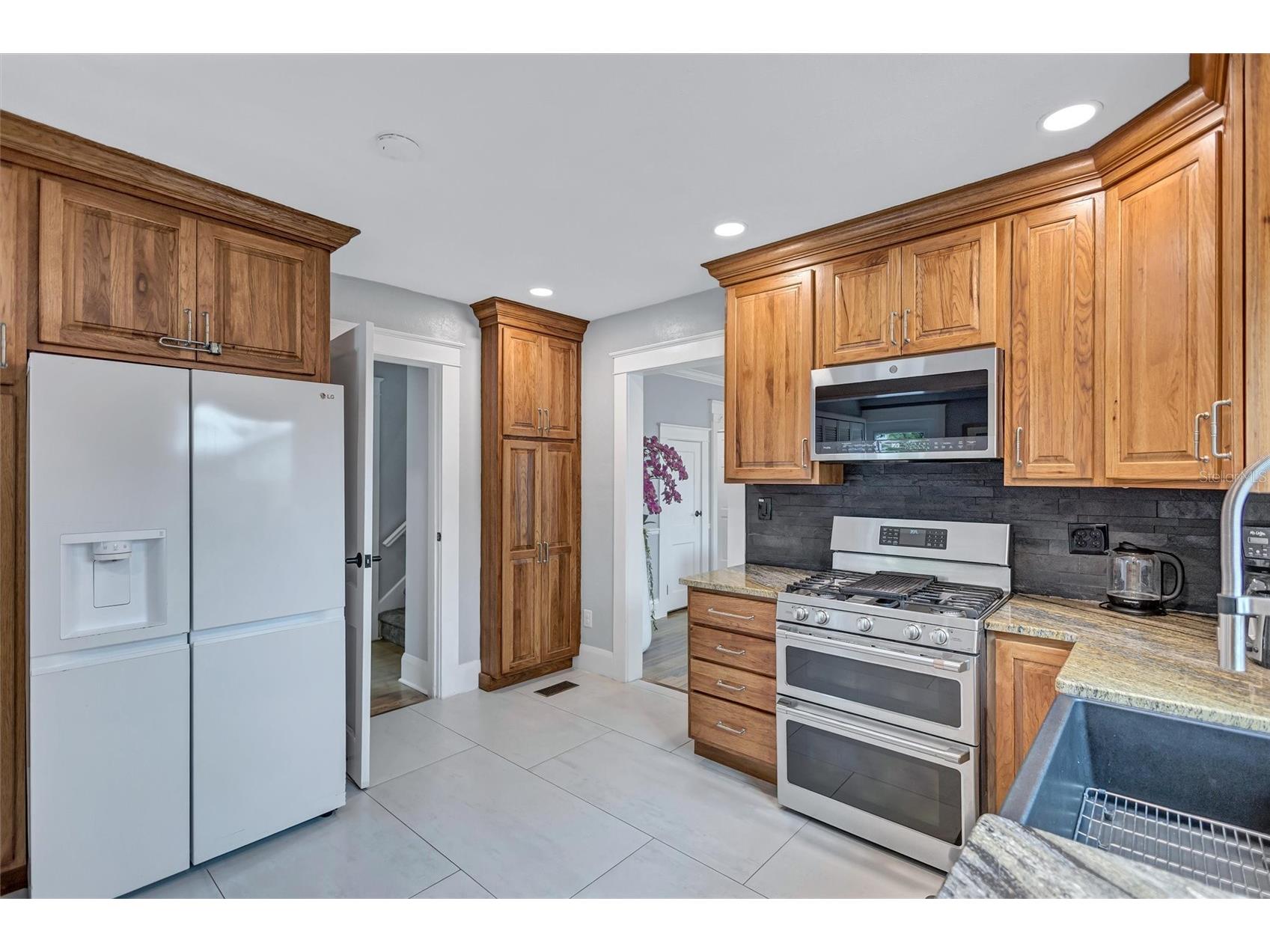 206 20th Street W Bradenton FL 34205 - MANATEE RIVER A4695490 image9