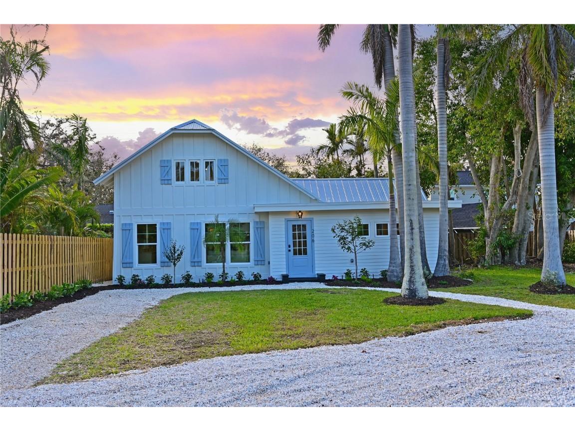 206 23rd Street W Bradenton FL 34205 A4642624 image1