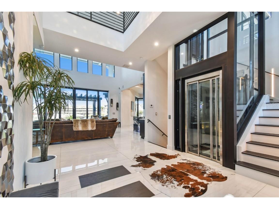 206 6th Street E Tierra Verde FL 33715 TB8409488 image3