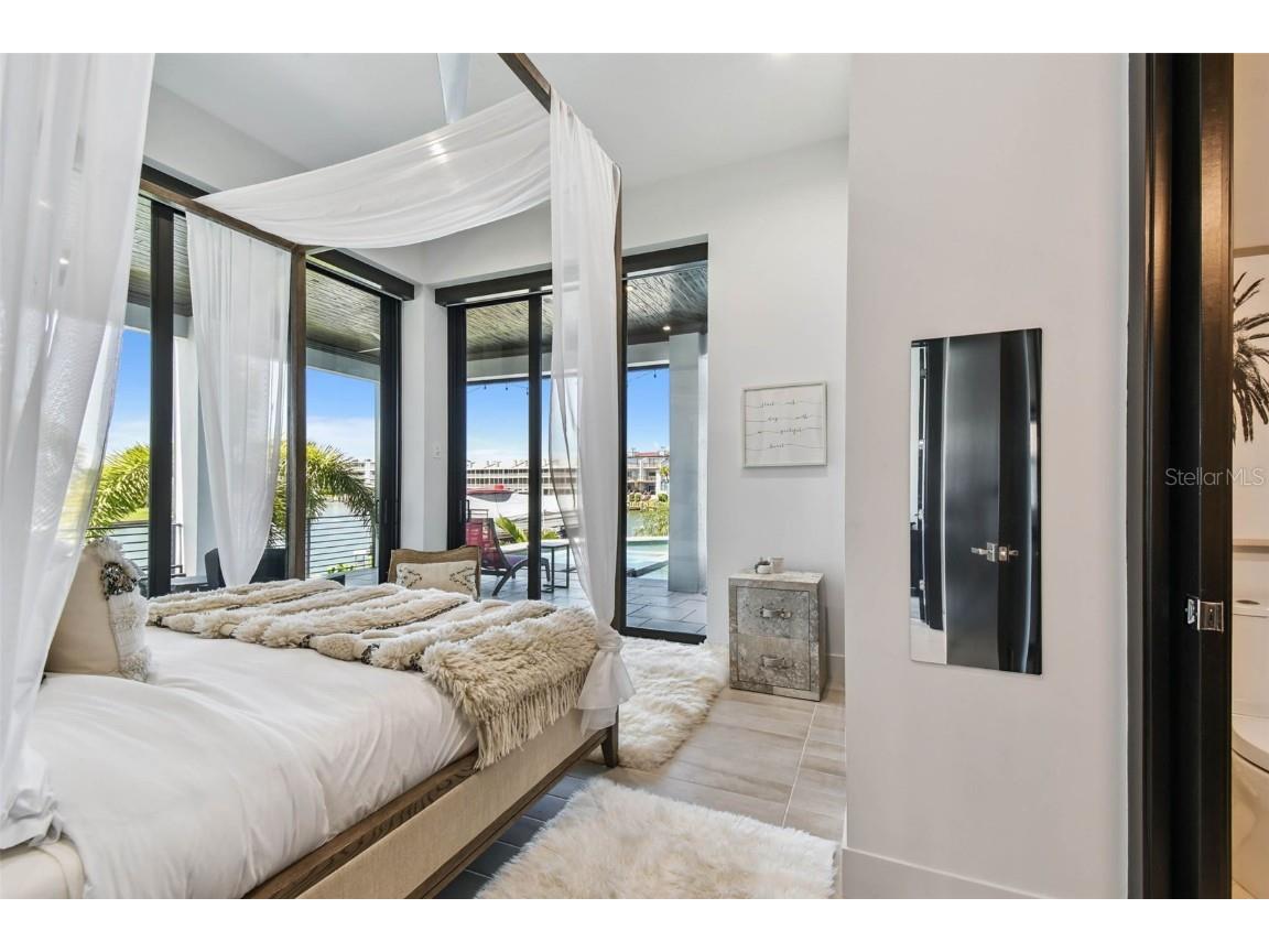 206 6th Street E Tierra Verde FL 33715 TB8409488 image36