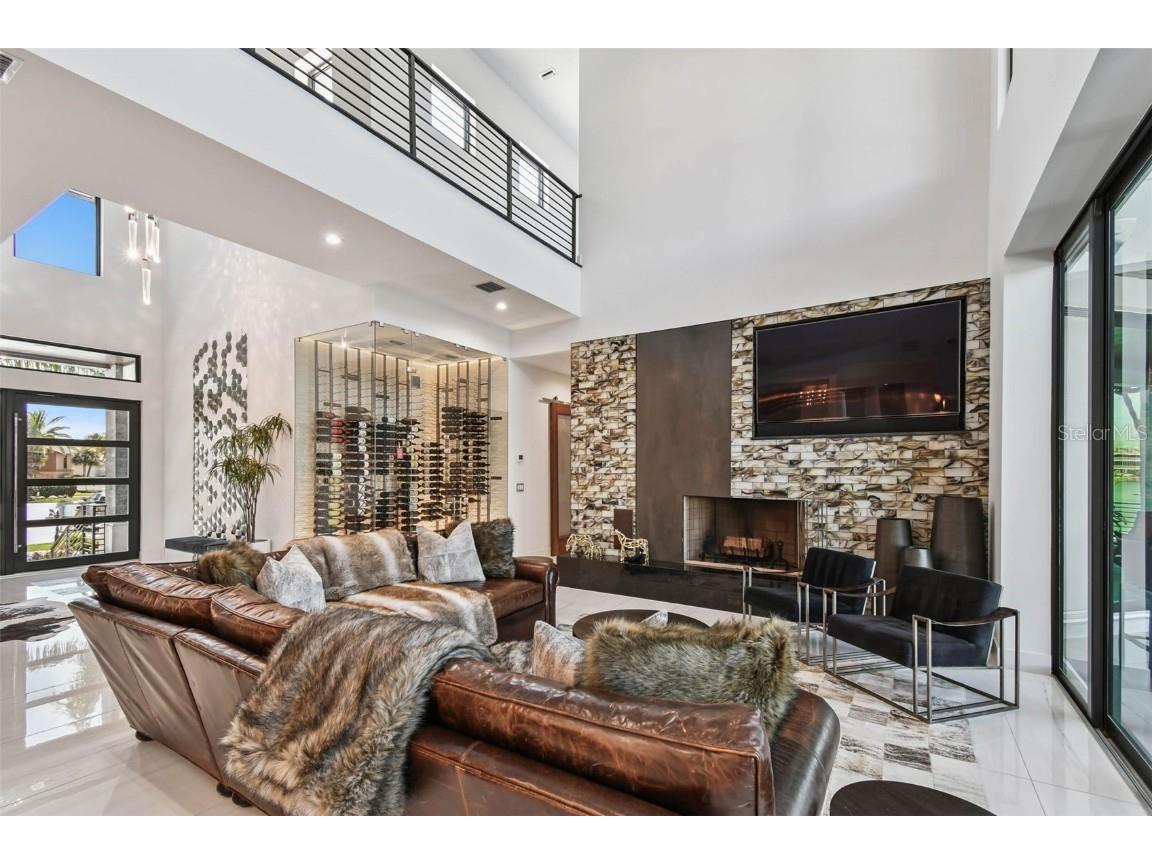 206 6th Street E Tierra Verde FL 33715 TB8409488 image5