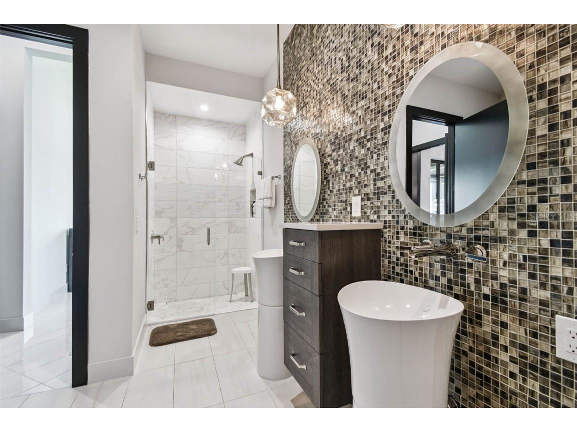 206 6th Street E Tierra Verde FL 33715 TB8409488 image55