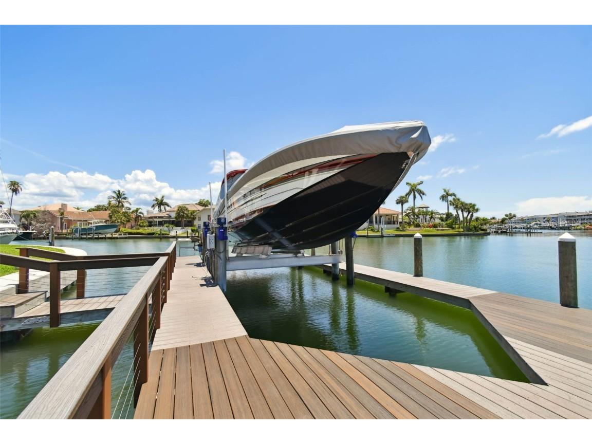 206 6th Street E Tierra Verde FL 33715 TB8409488 image84