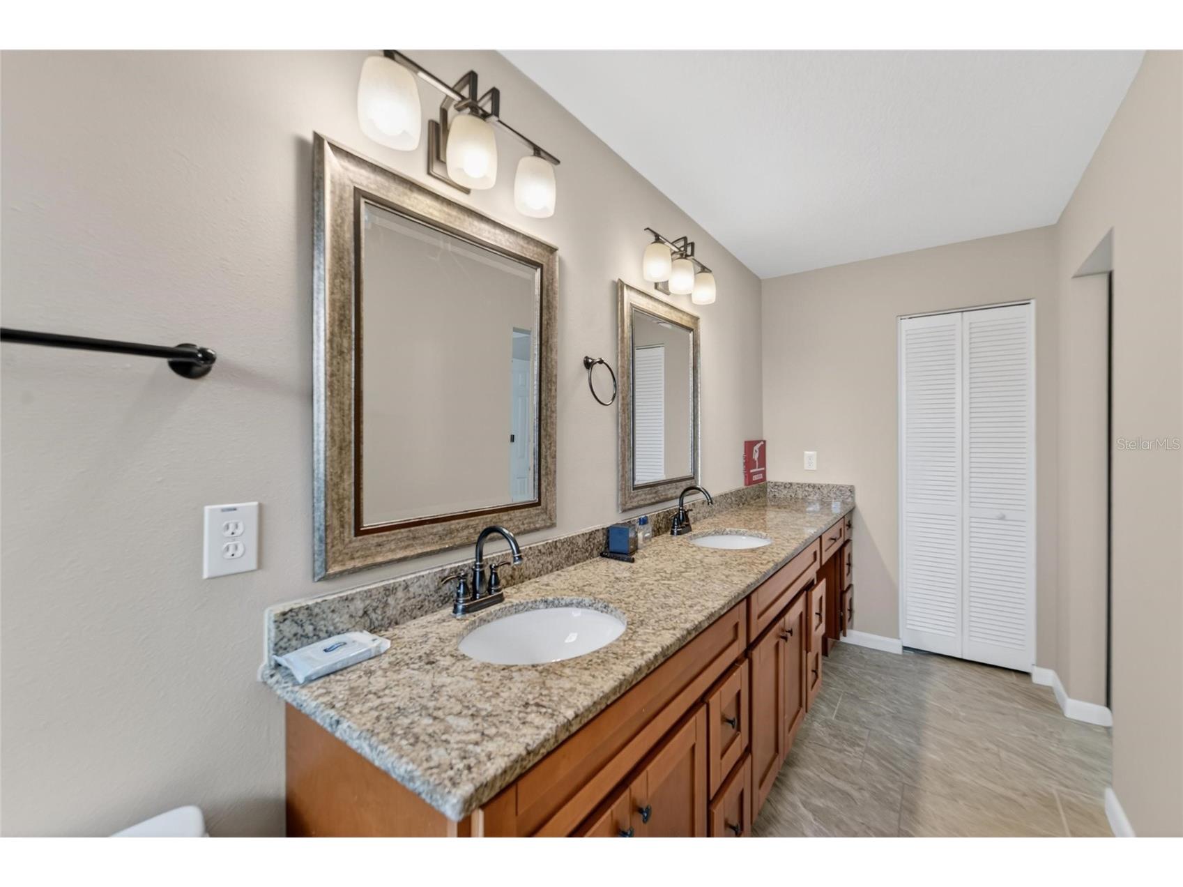 206 Bayfield Drive Brandon FL 33511 TB8481284 image46