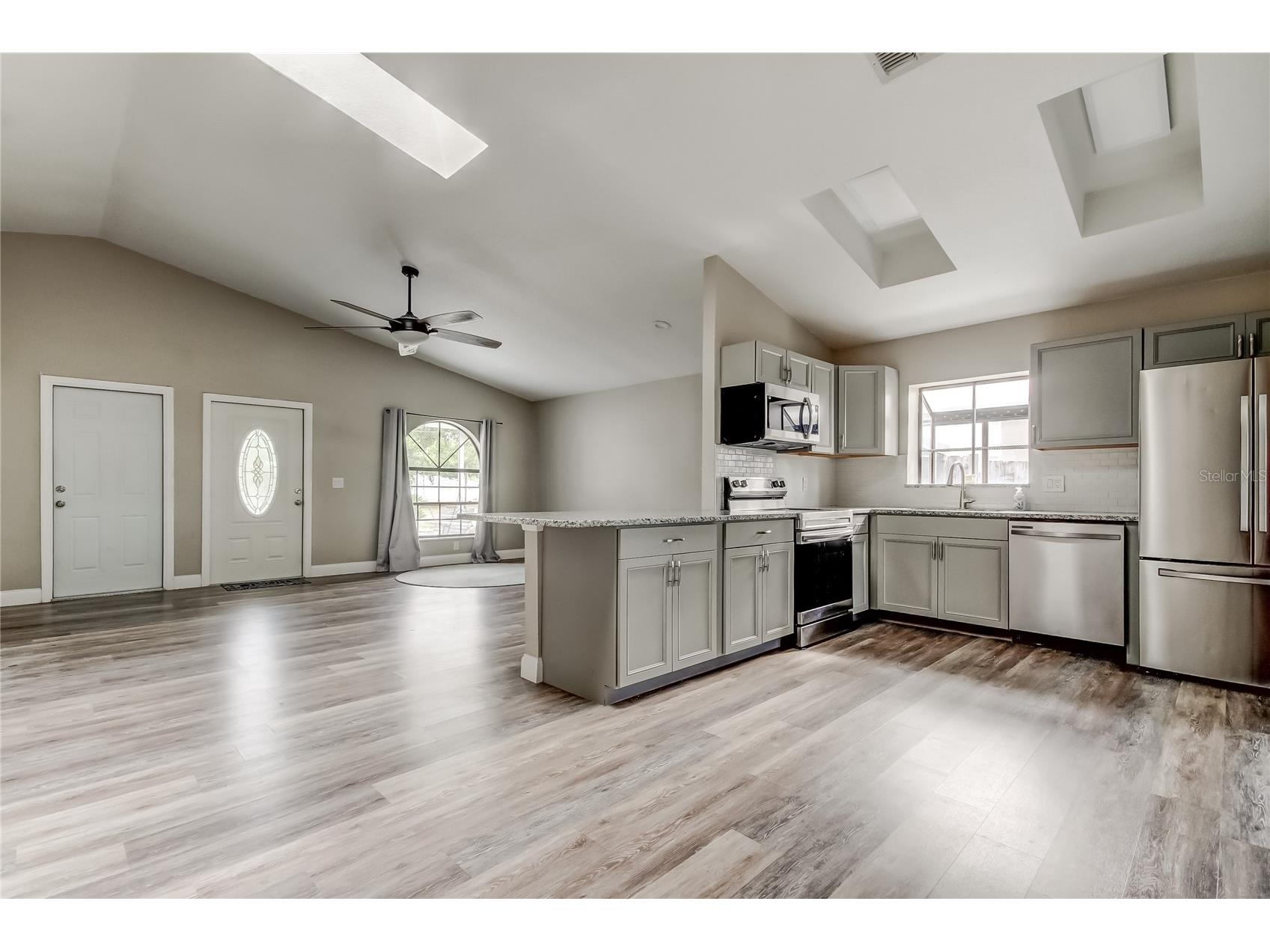 206 Bedford Street Oldsmar FL 34677 TB8455925 image12