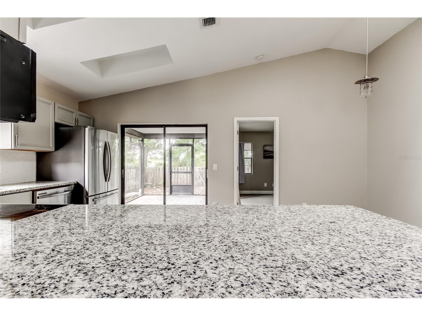 206 Bedford Street Oldsmar FL 34677 TB8455925 image13