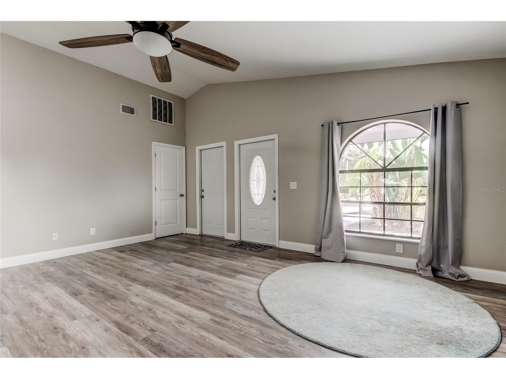 206 Bedford Street Oldsmar FL 34677 TB8455925 image6