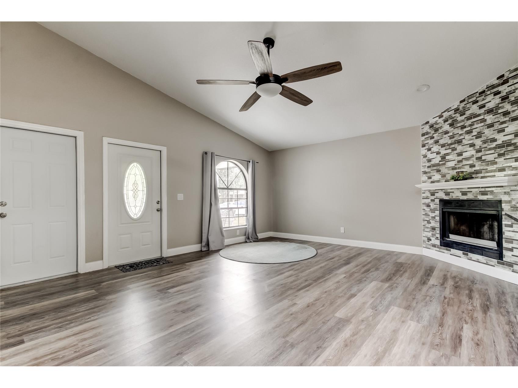 206 Bedford Street Oldsmar FL 34677 TB8455925 image8