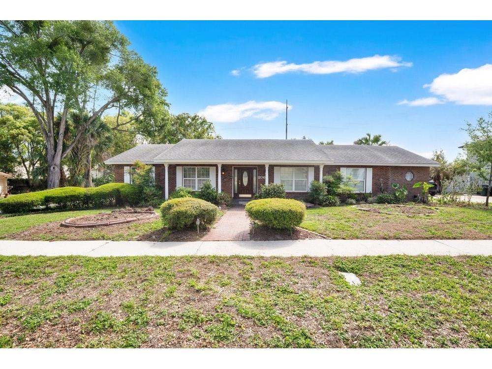 206 Cattail Court Orlando FL 32806 - LAKE HOLDEN O6399792 image1