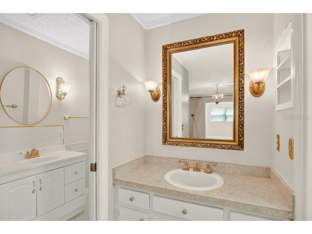206 Cattail Court Orlando FL 32806 - LAKE HOLDEN O6399792 image16