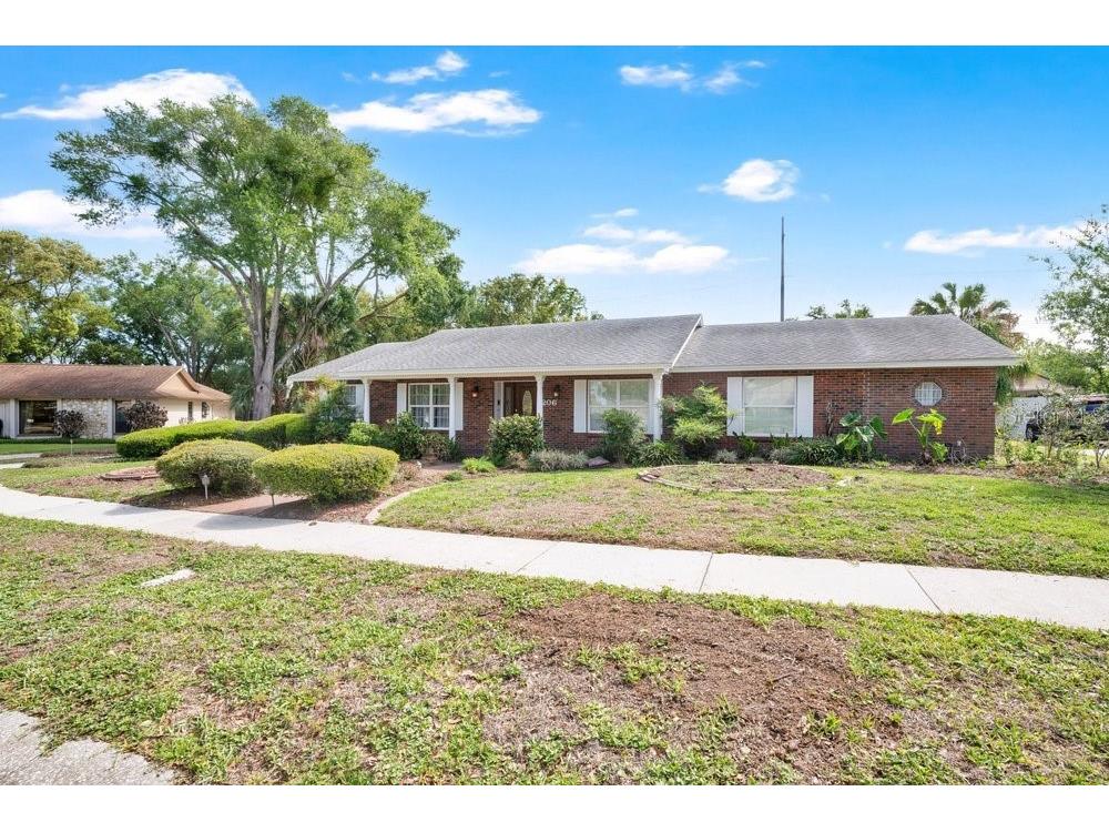 206 Cattail Court Orlando FL 32806 - LAKE HOLDEN O6399792 image2