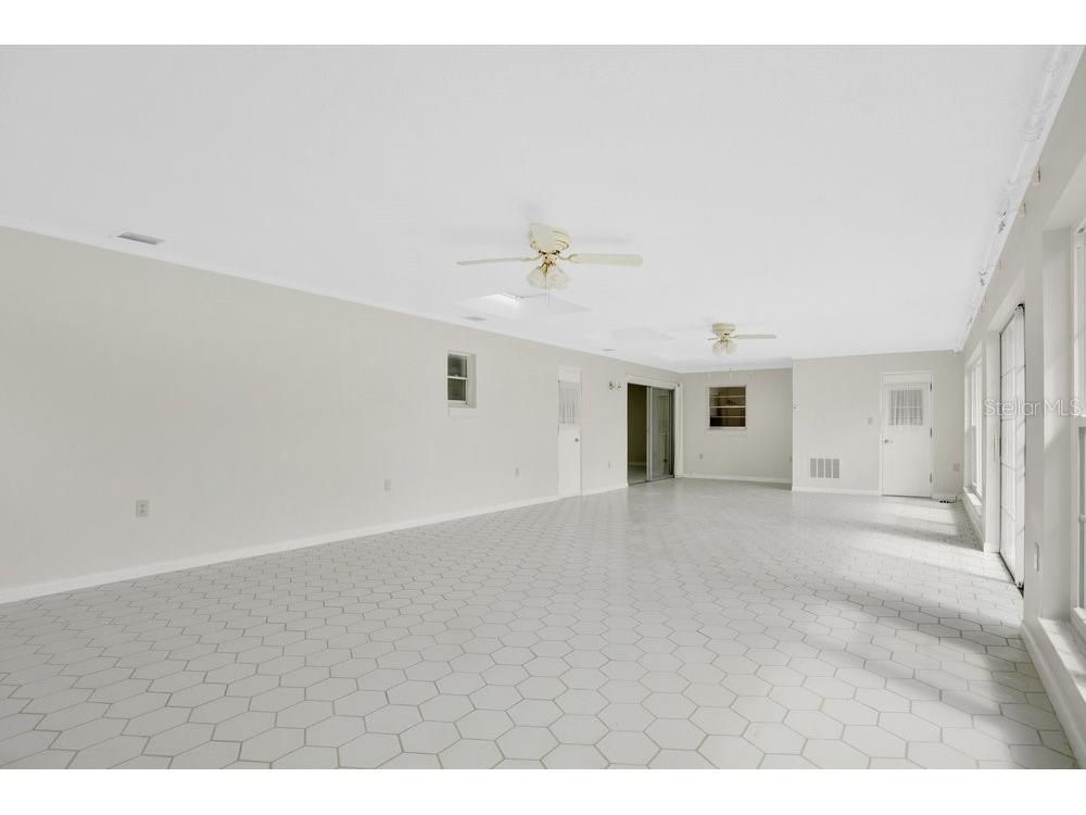 206 Cattail Court Orlando FL 32806 - LAKE HOLDEN O6399792 image24