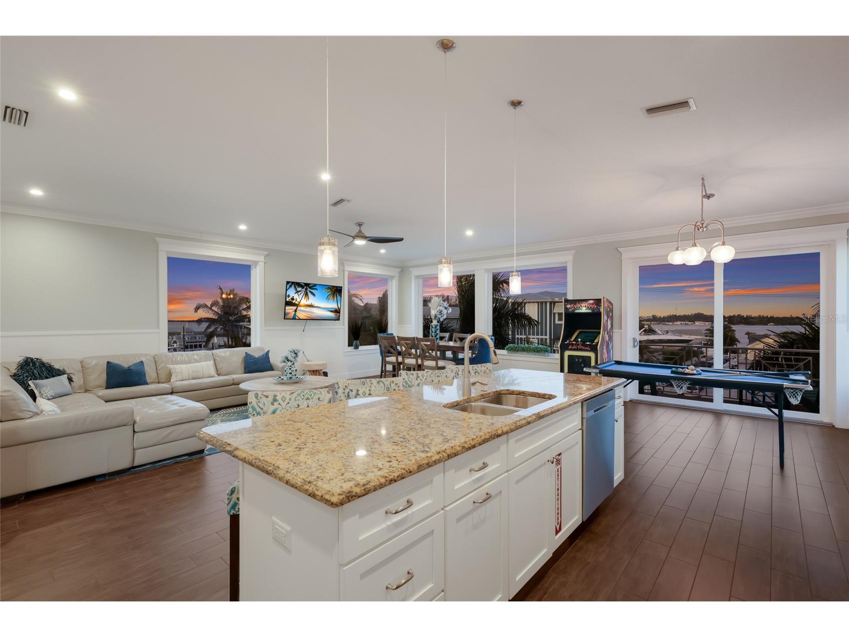 206 Church Avenue Bradenton Beach FL 34217 - GULF OF MEXICO A4679935 image21