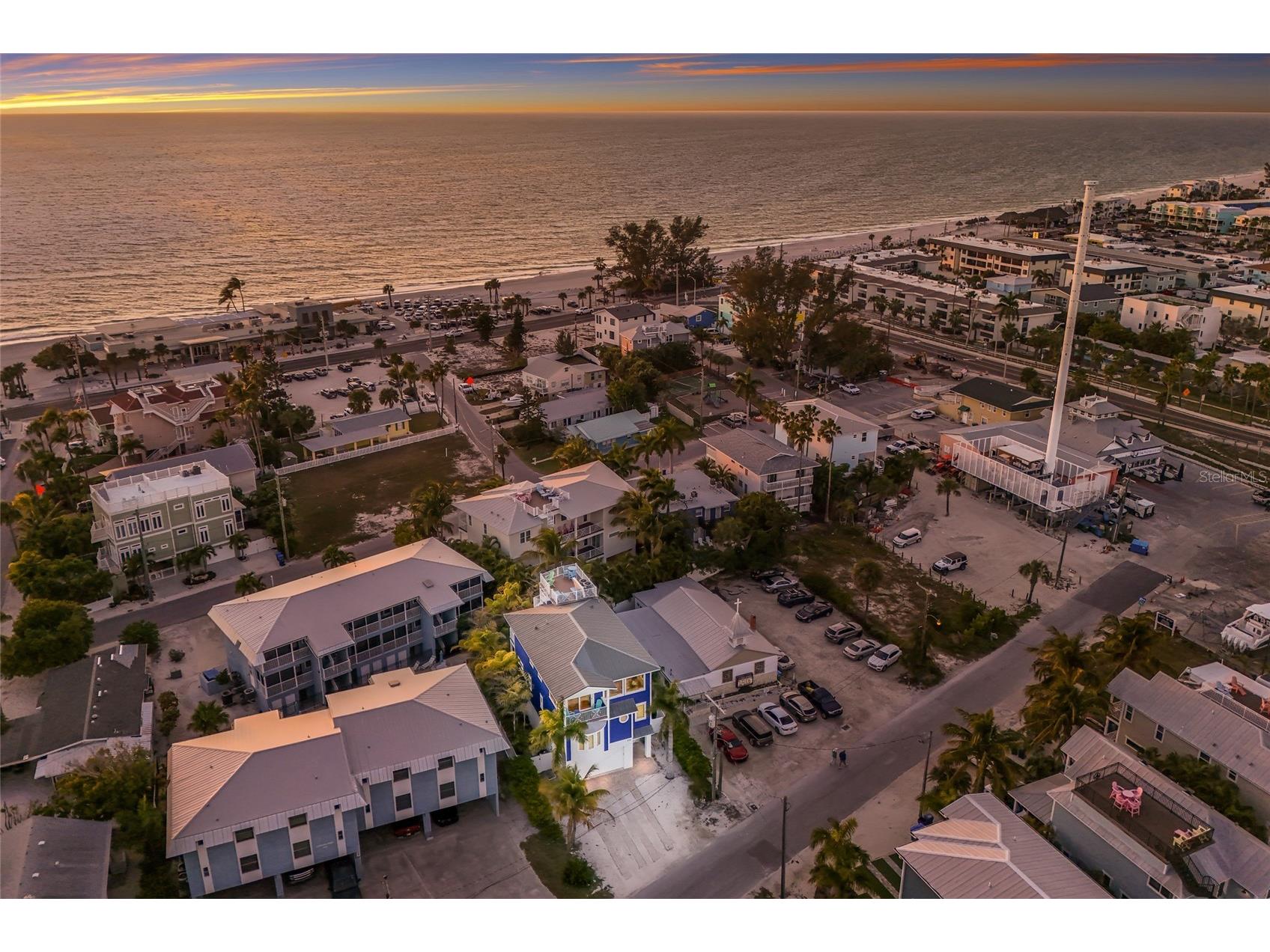 206 Church Avenue Bradenton Beach FL 34217 - GULF OF MEXICO A4679935 image4