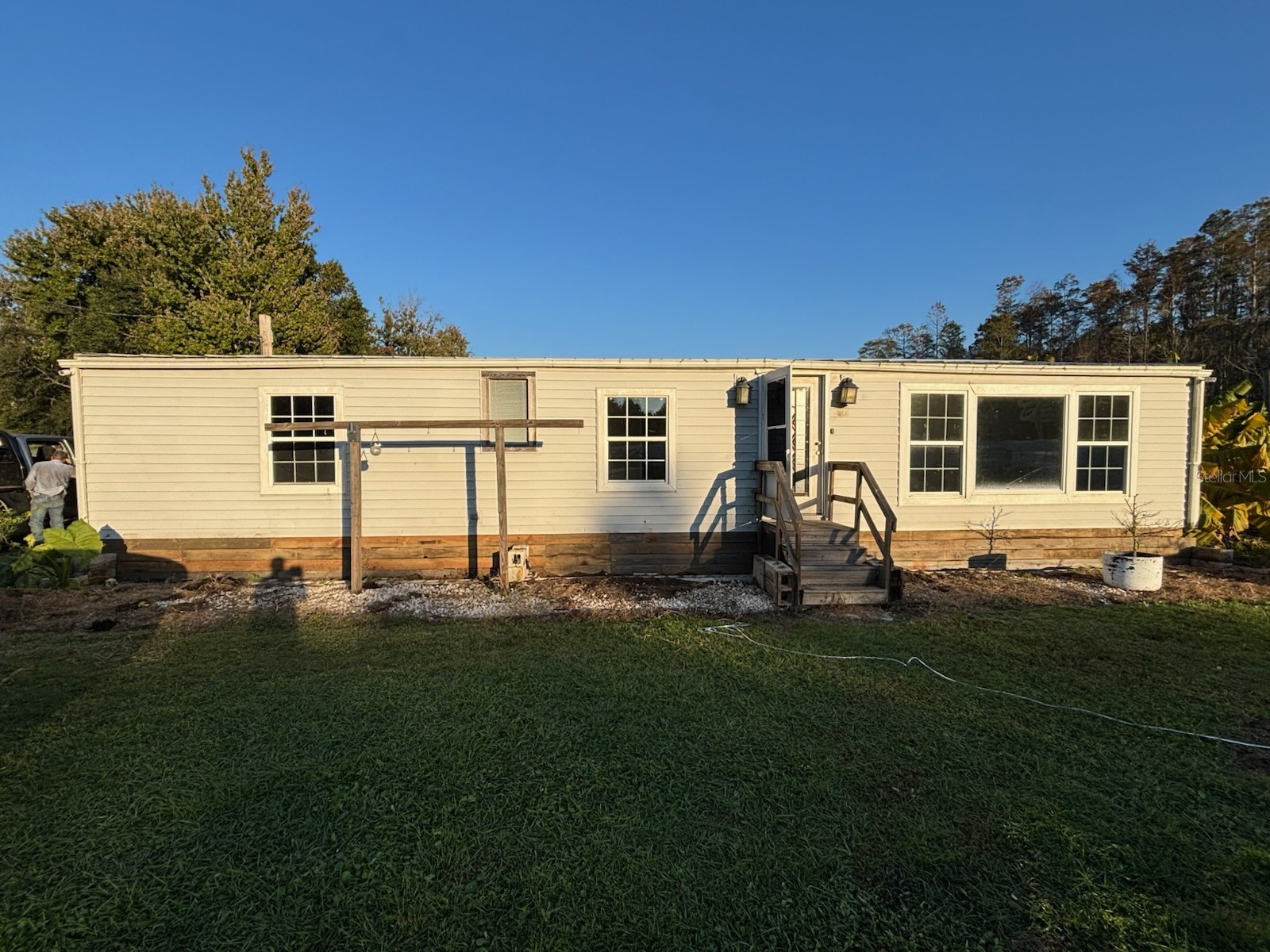 206 Country World Drive E Davenport FL 33897 A4685363 image1