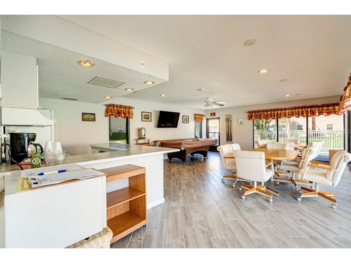 206 Dogwood Circle Seminole FL 33777 TB8421980 image32