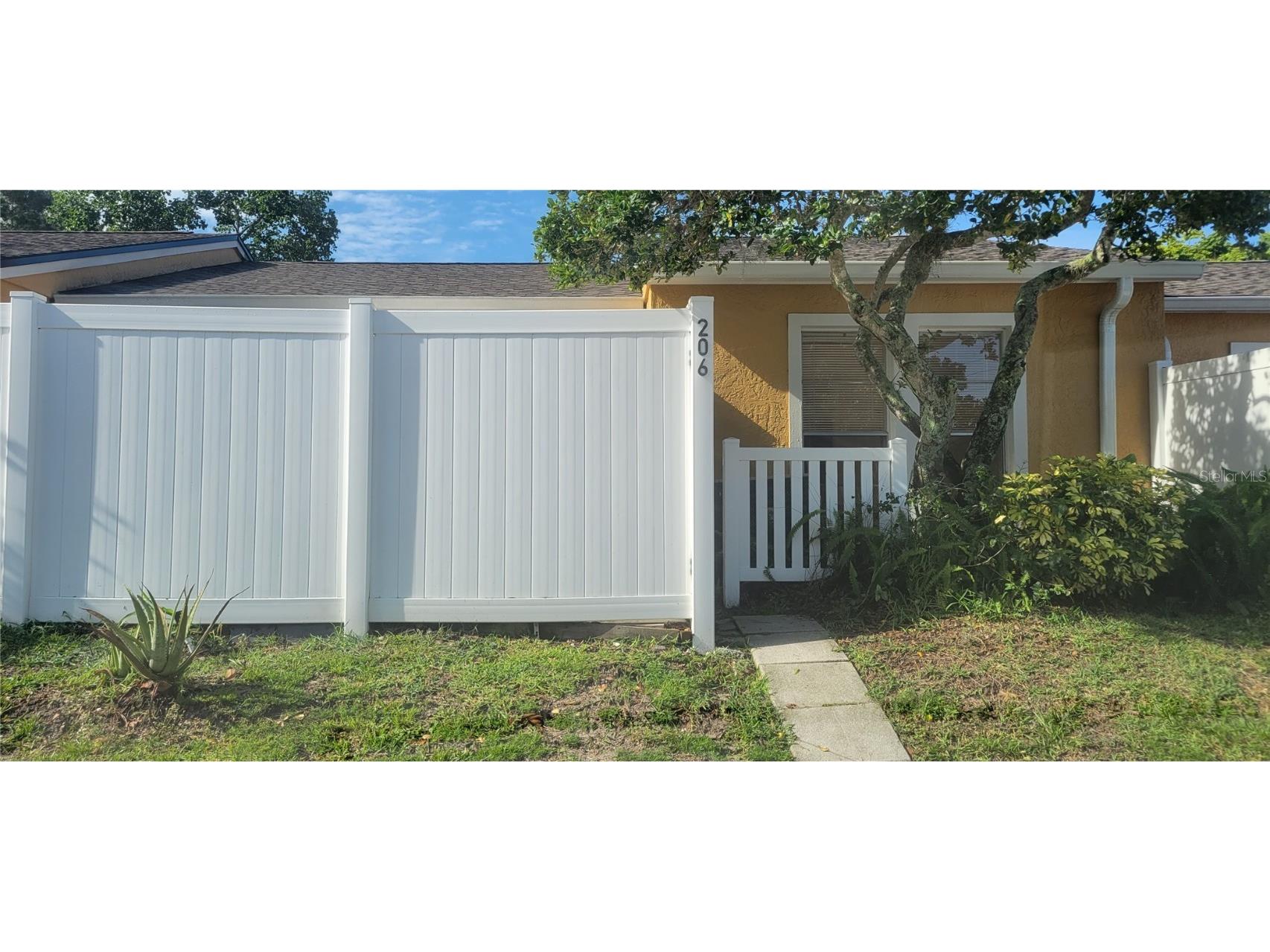 206 Dorchester Square Lake Mary FL 32746 O6121907 image1