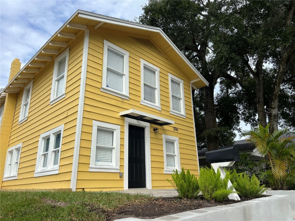 206 E Frierson Avenue Tampa FL 33603 O6355235 image1