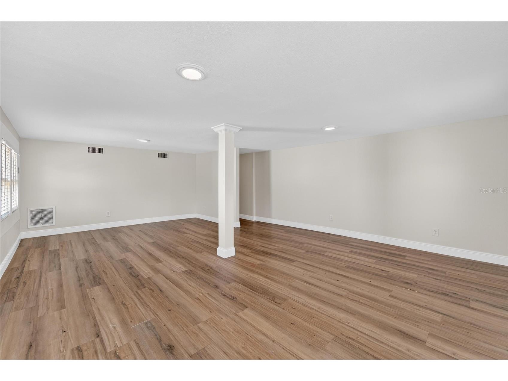 206 E Frierson Avenue Tampa FL 33603 TB8466564 image5