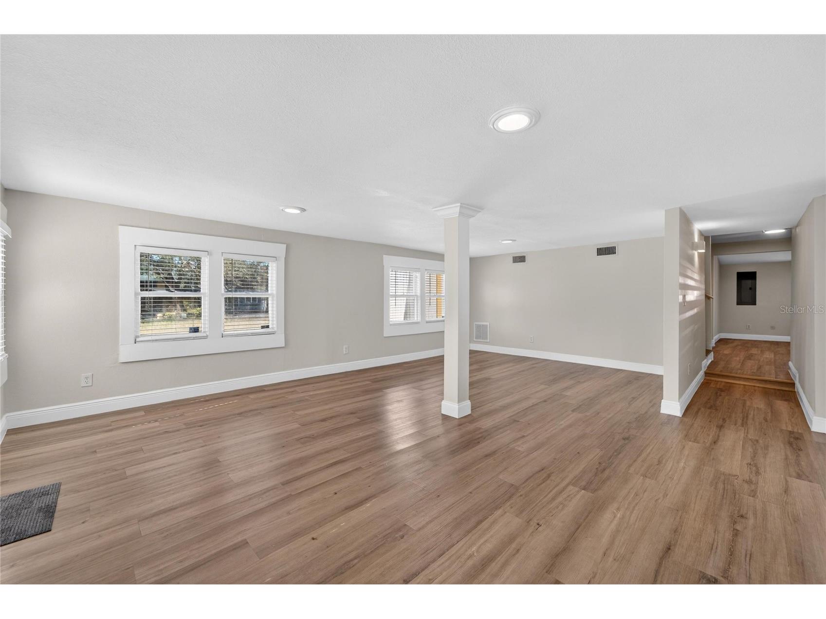 206 E Frierson Avenue Tampa FL 33603 TB8466564 image7