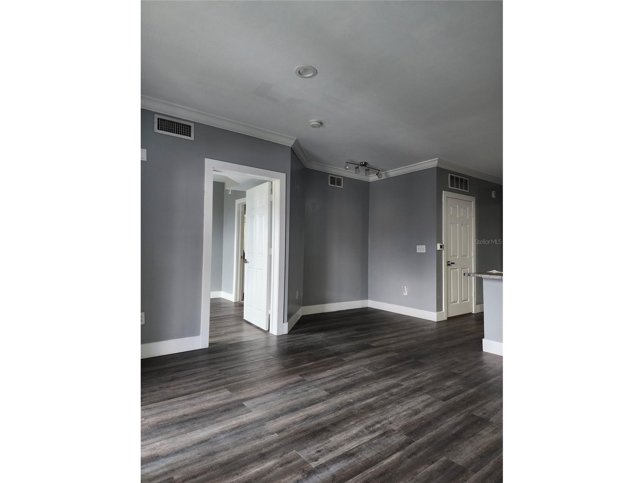 206 E South Street #6034 Orlando FL 32801 O6420811 image6