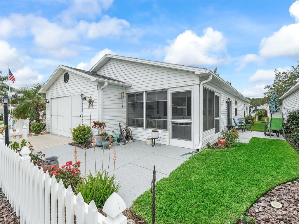 206 Estrada Place The Villages FL 32159 G5062811 image1