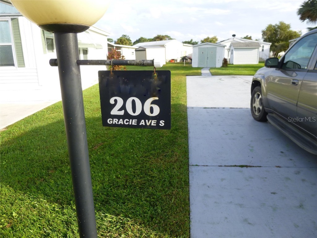 206 Gracie Avenue S Frostproof FL 33843 K4901570 image1