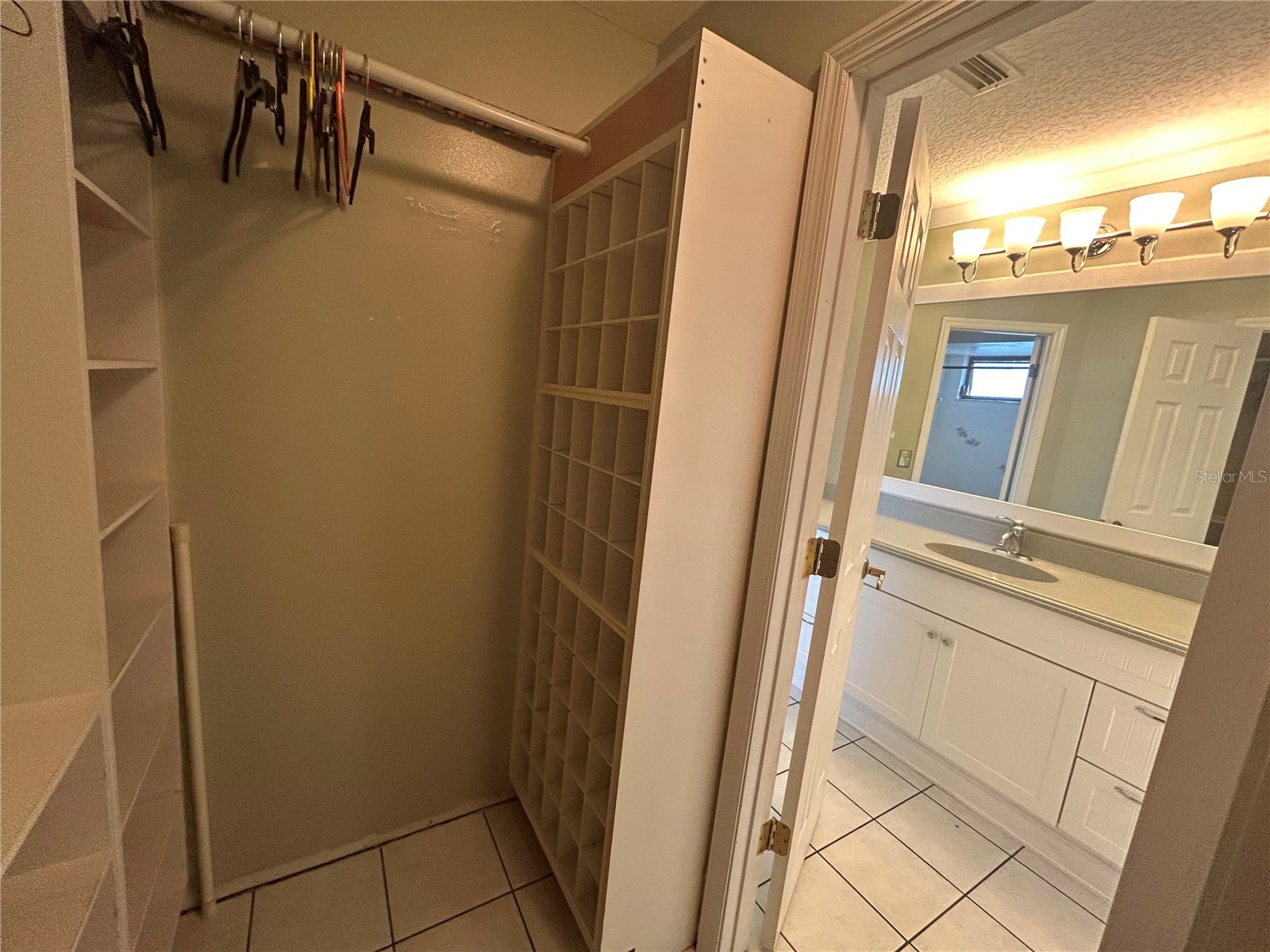 206 Hollywood Court N Kissimmee FL 34743 L4963530 image14