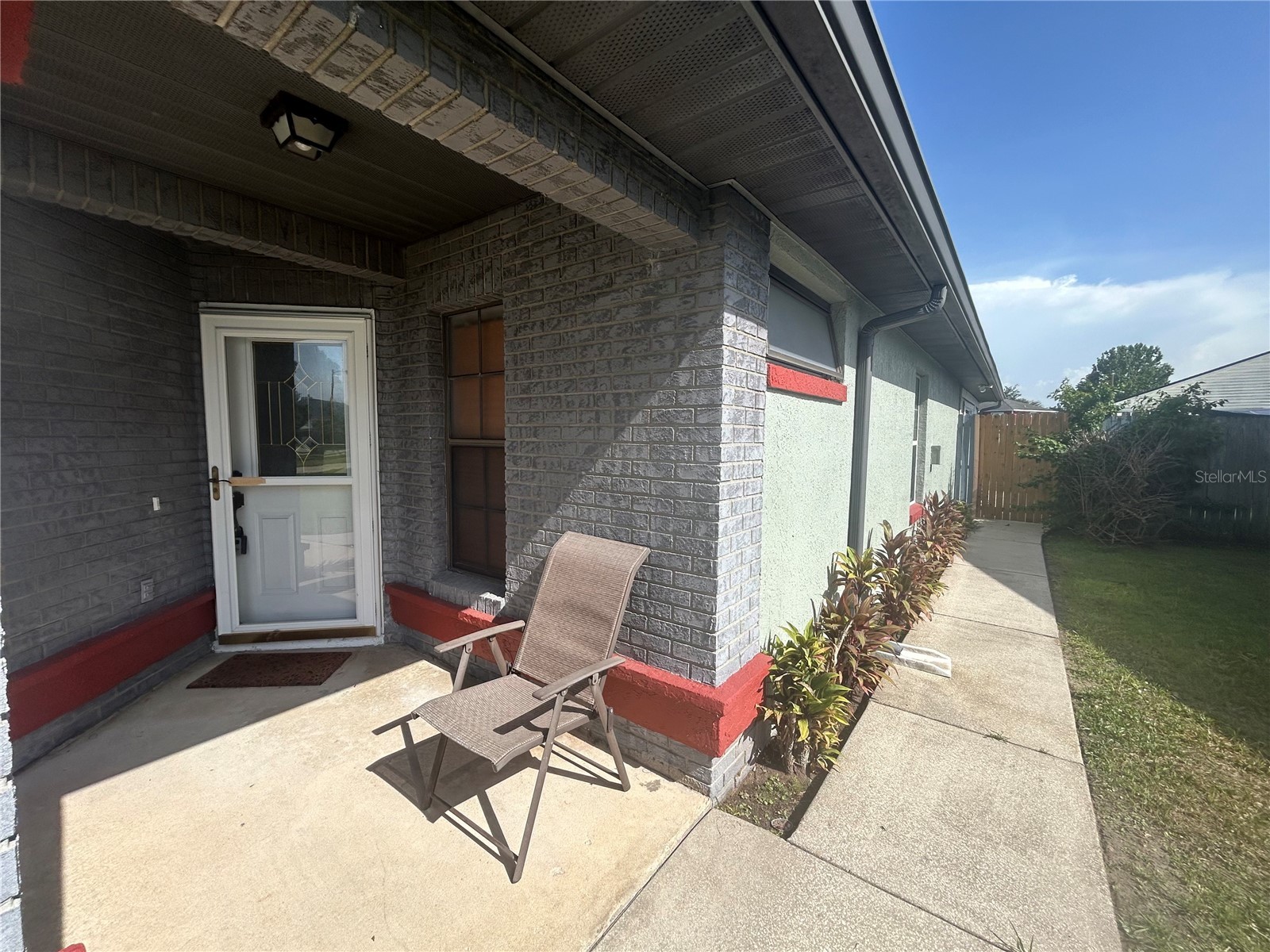 206 Hollywood Court N Kissimmee FL 34743 L4963530 image2