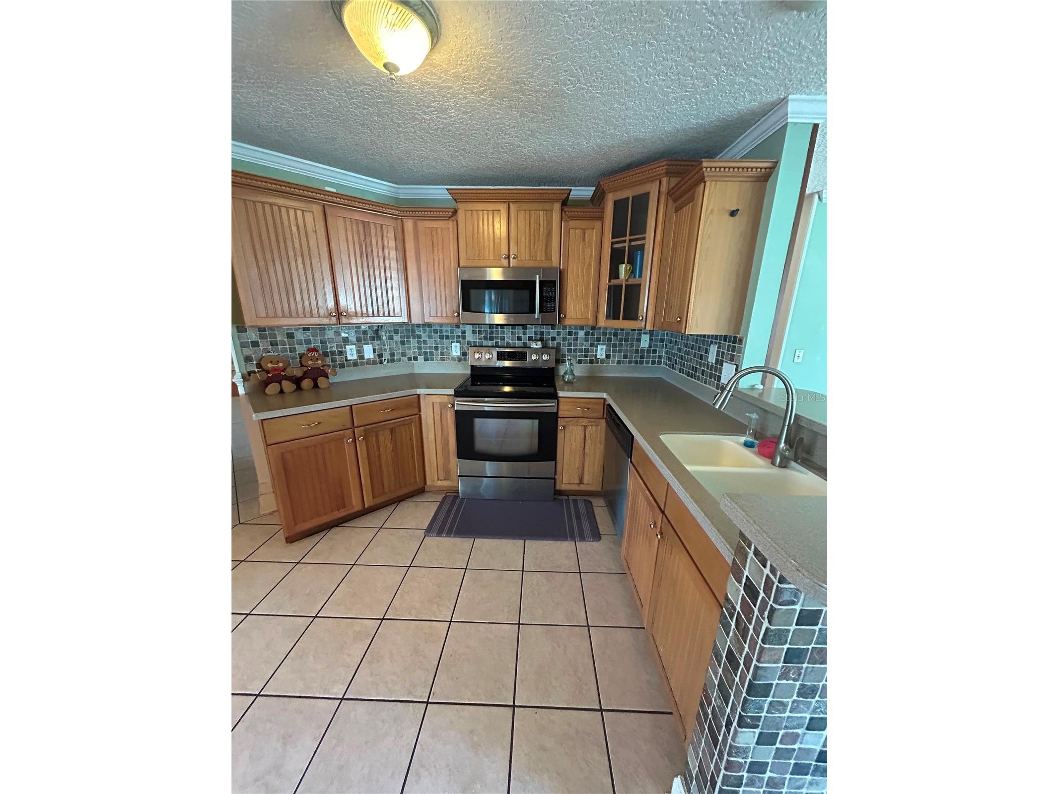 206 Hollywood Court N Kissimmee FL 34743 L4963530 image6