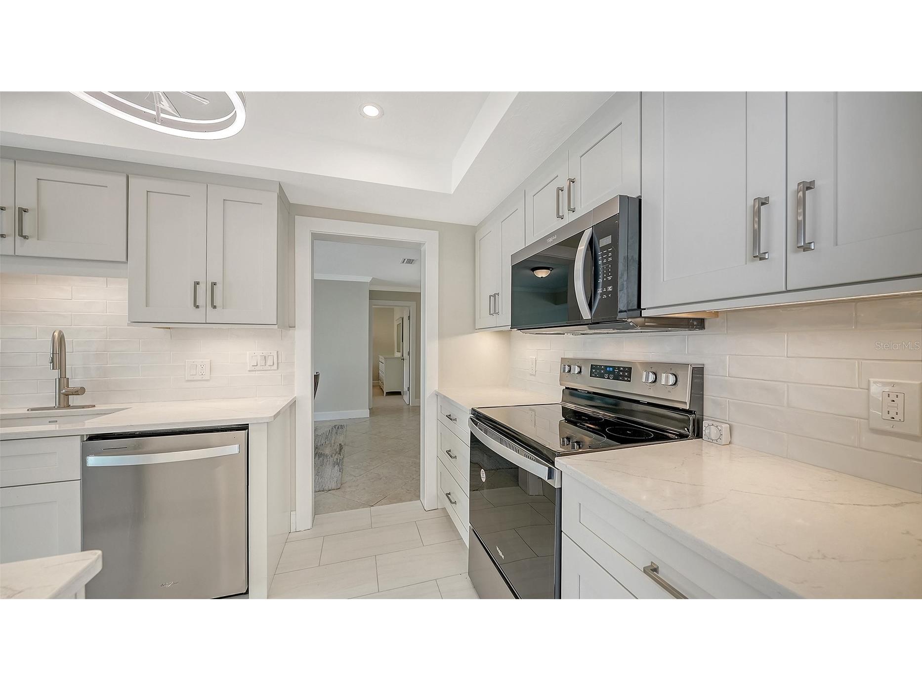 206 Hourglass Way #V10 Sarasota FL 34242 - GULF OF AMERICA A4690141 image30