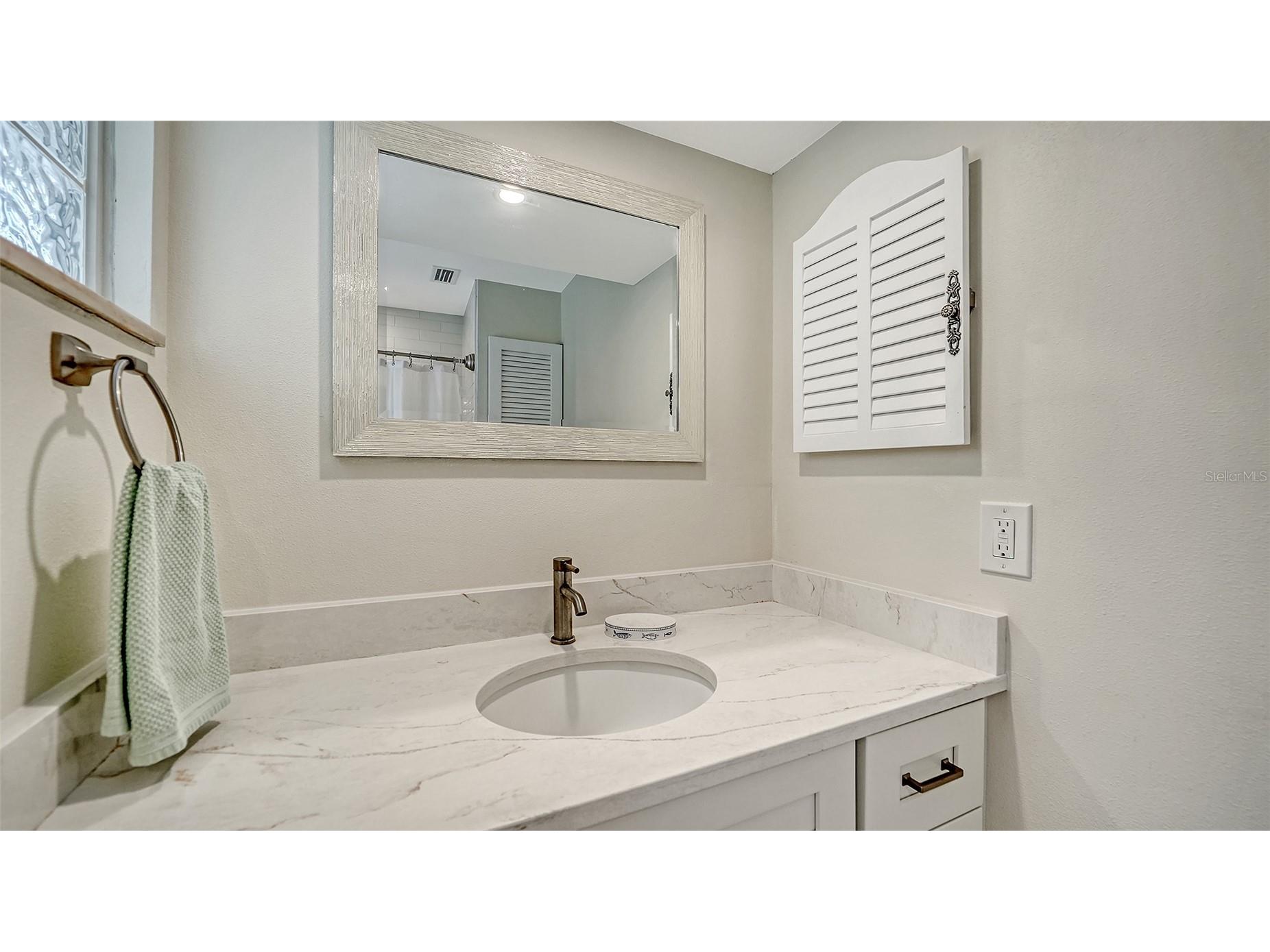 206 Hourglass Way #V10 Sarasota FL 34242 - GULF OF AMERICA A4690141 image36