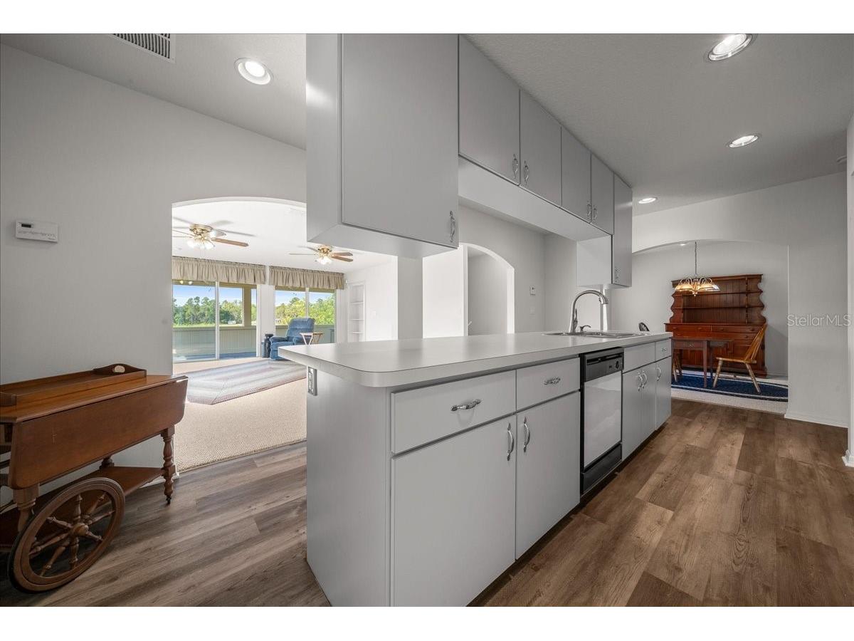 206 Malauka Radial Ocklawaha FL 32179 OM728404 image15