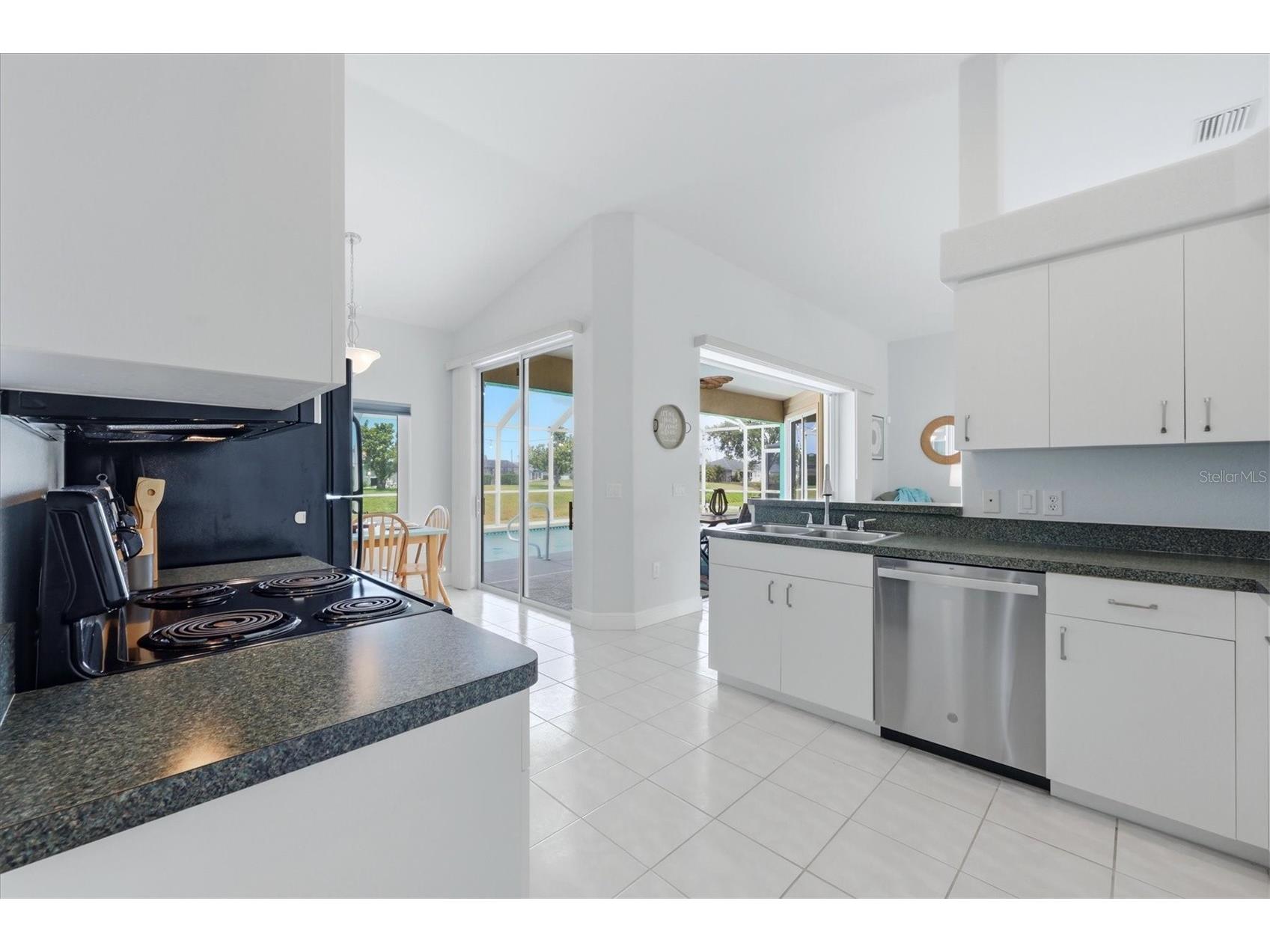 206 Mariner Lane Rotonda West FL 33947 D6147514 image12