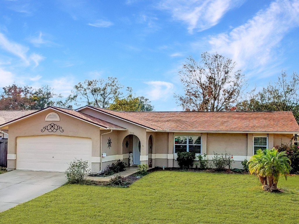 206 Memphis Place Saint Cloud FL 34769 S5120188 image1