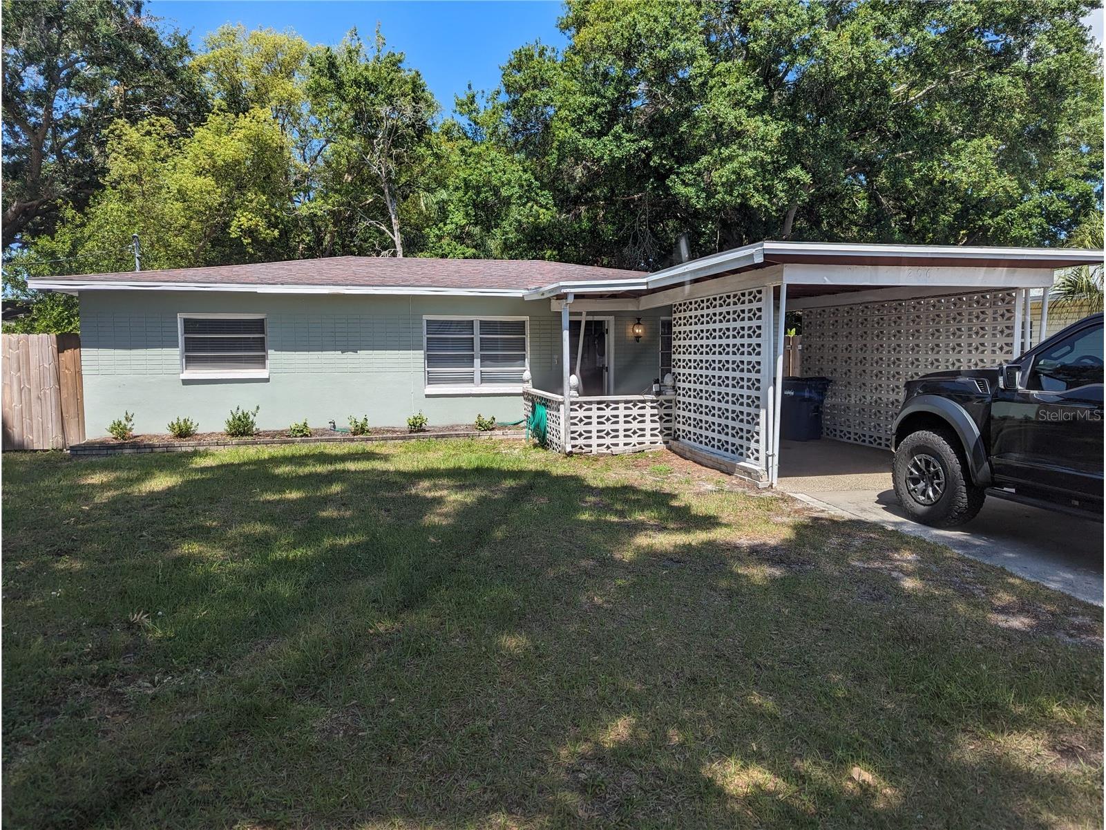 206 N Gunlock Avenue Tampa FL 33609 TB8512474 image1
