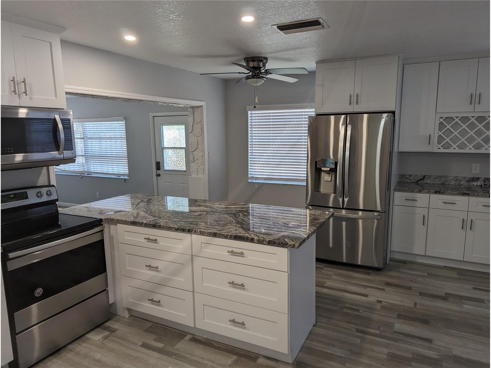 206 N Gunlock Avenue Tampa FL 33609 TB8512474 image3